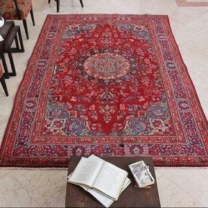 Handmade Persian Rug